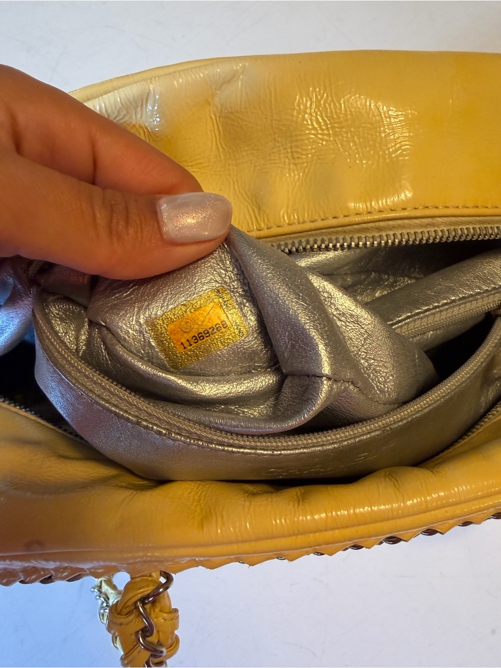 CHANEL Pale Yellow modern bowling chain bag - Picture 9 of 12